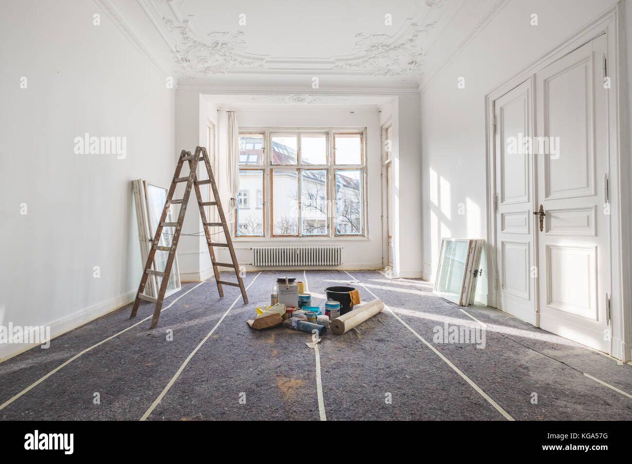 Renovierung - alte Wohnung während der Restaurierung/Sanierung Stockfoto