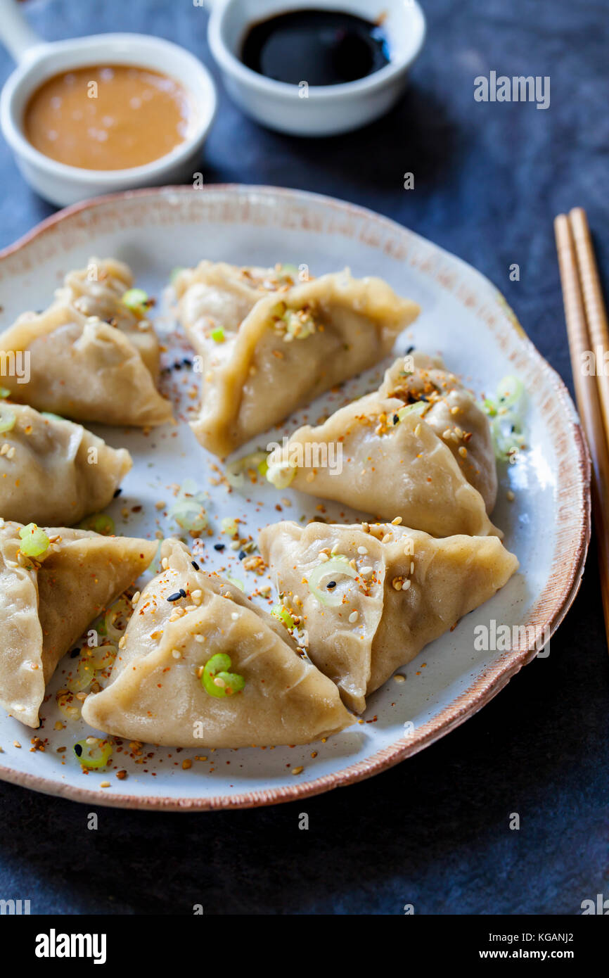 Asiatische Schweinefleisch Knödel Stockfoto