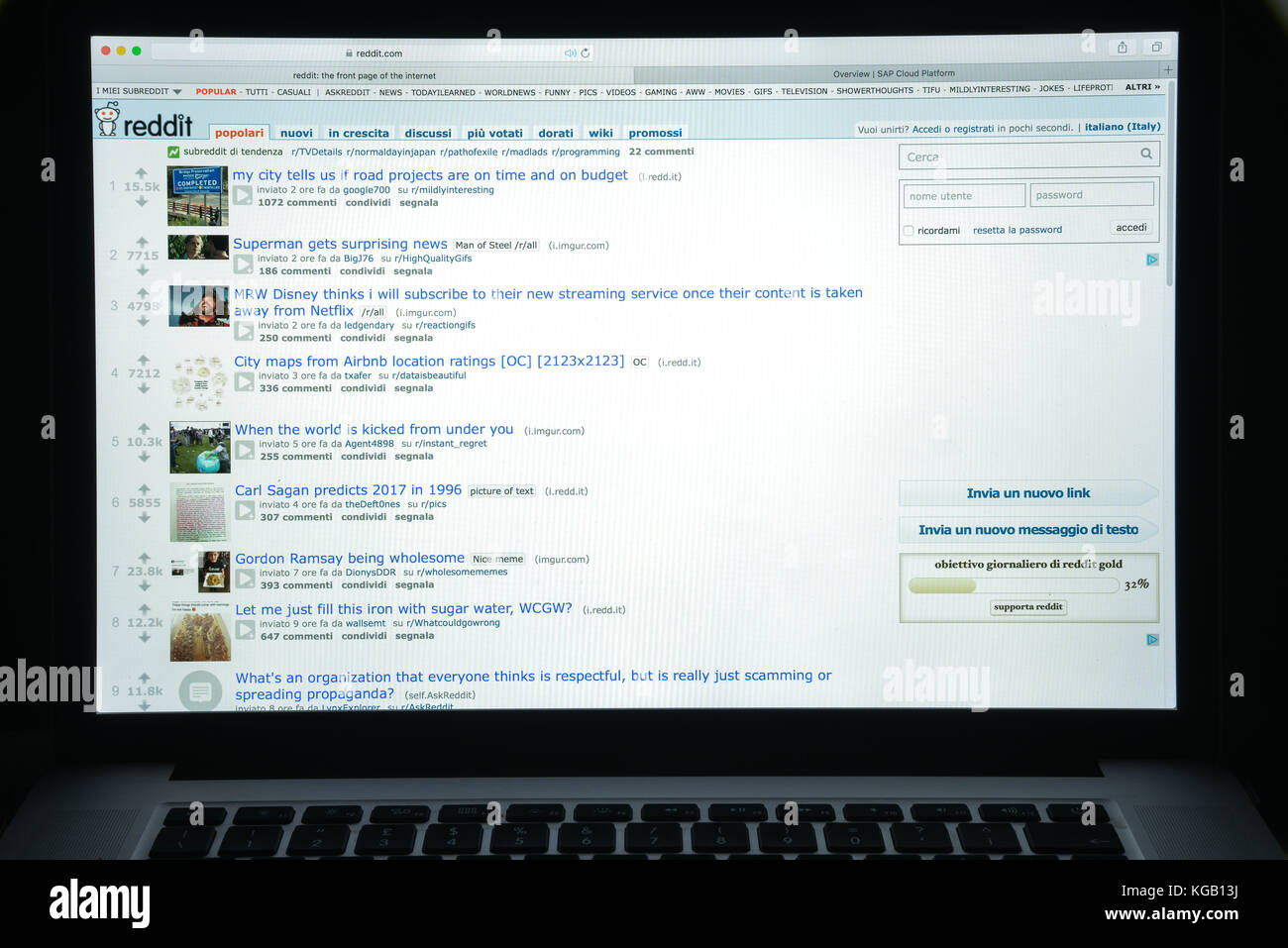 Mailand, Italien - 10 August 2017: Reddit Homepage. Es ist ein amerikanischer Social News Aggregation, Web Content Bewertung und Diskussion Web site. Reddit Stockfoto