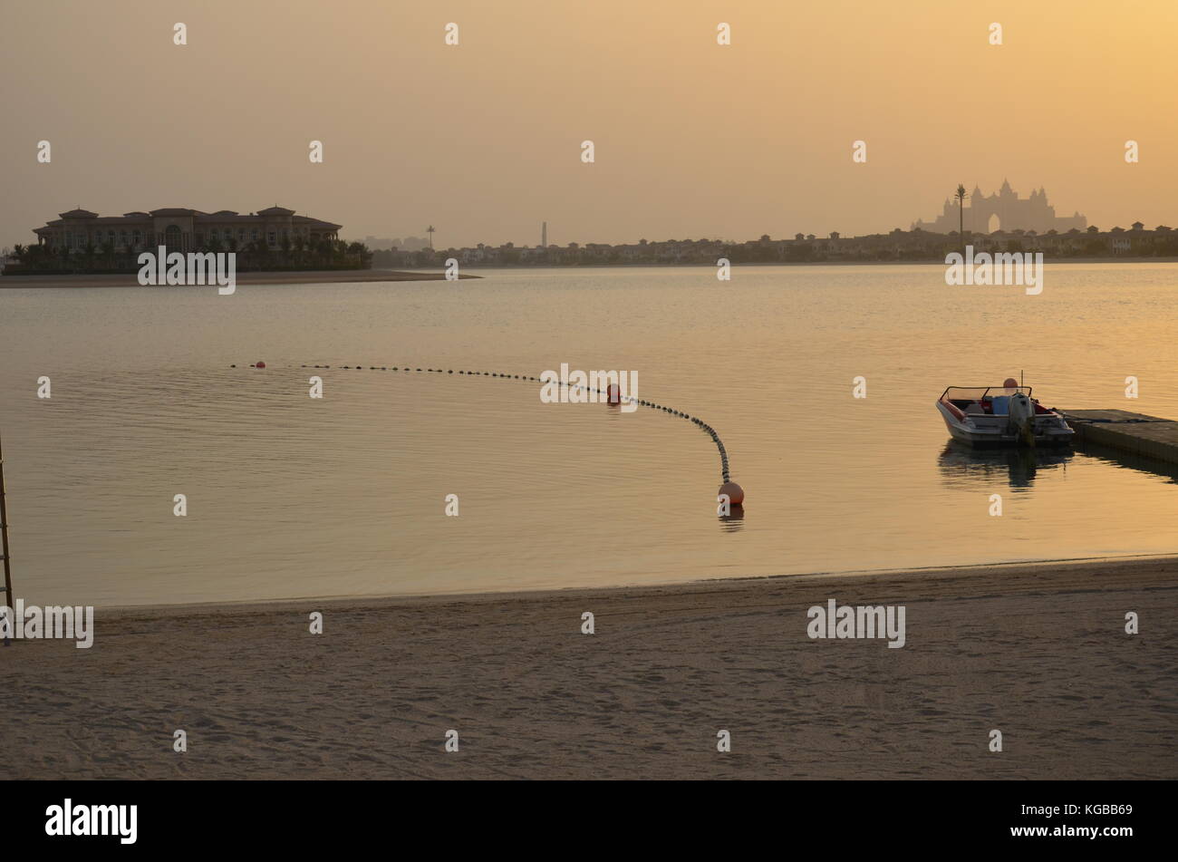 Blick auf Atlantis The Palm von unserem Hotelzimmer in Anantara Stockfoto