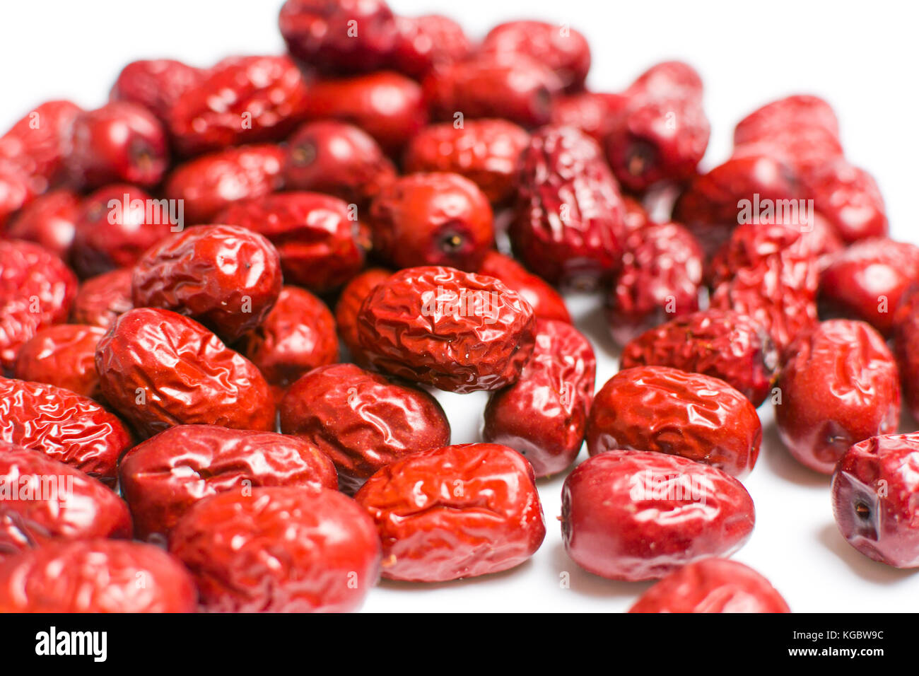 Chinesische Jujube, getrocknete rote Datum Obst auf Weiß Stockfoto