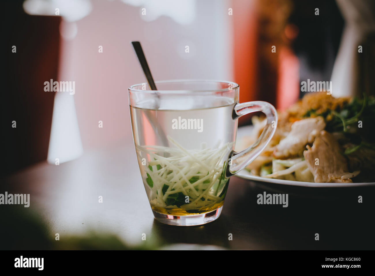 Ingwer - Minze-Honig-Tee Stockfoto
