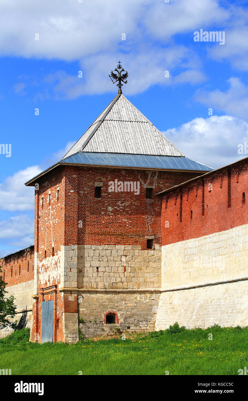 Antike massive Wand und Wand Turm der Kreml in Moskau zaraysk, Region Stockfoto