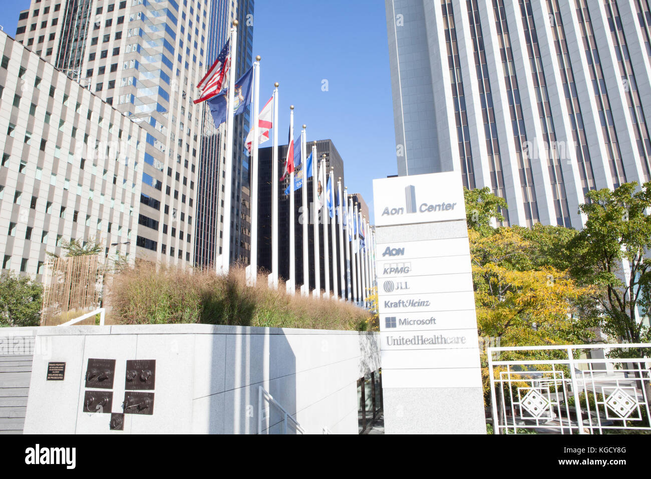 Einen Blick auf die Aon Center in der Innenstadt von Chicago Stockfoto