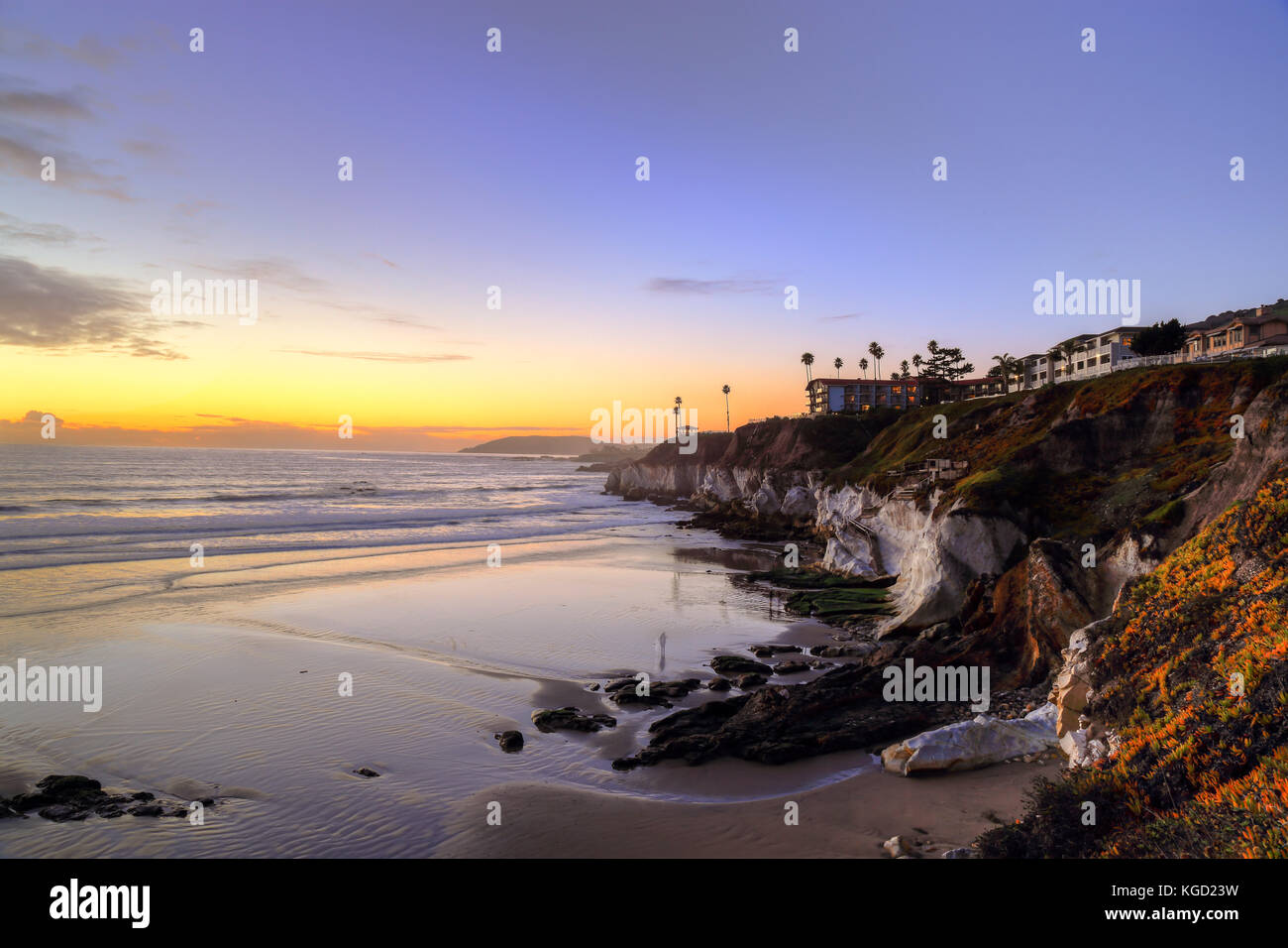 High Dynamic Range Image eines Sonnenuntergangs am Pismo Beach, Kalifornien Stockfoto
