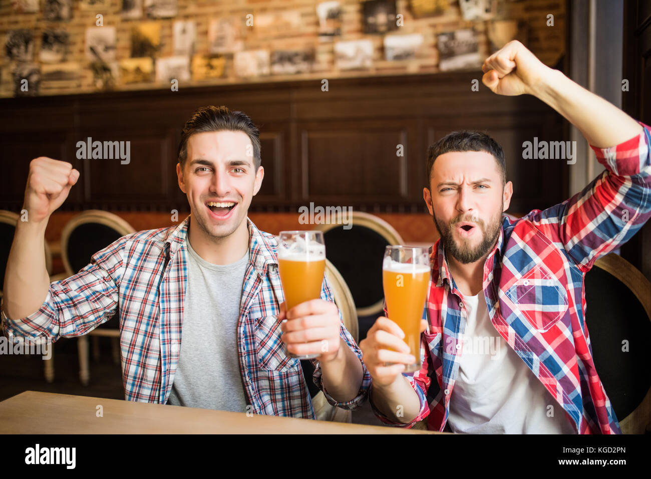 Englische Fans Feiern Stockfotos und bilder Kaufen Alamy