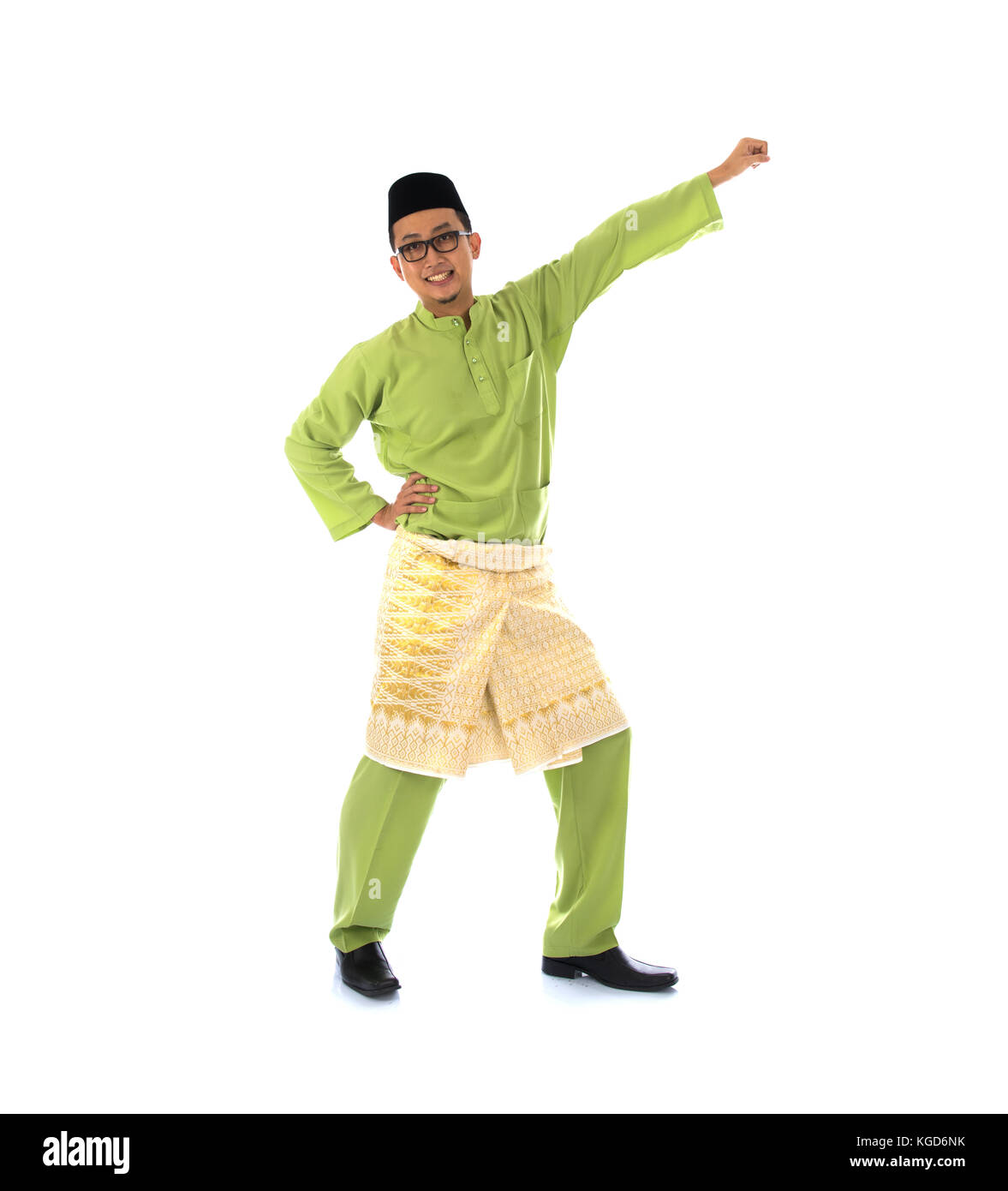 Volle Länge des malaiischen Mann mit Tracht Stockfoto