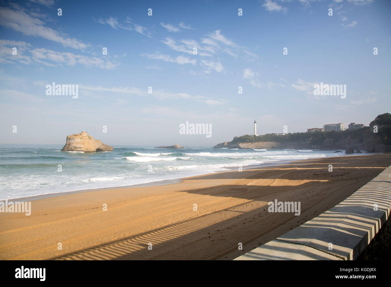 Leuchtturm und Miramar Beach, Biarritz, Frankreich Stockfoto