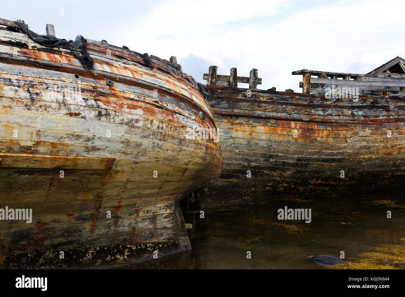 Wracks von Fischerboote in der Nähe von Salen, salen Bay, Isle of Mull, Hebriden, angyll und Bute, Schottland Stockfoto