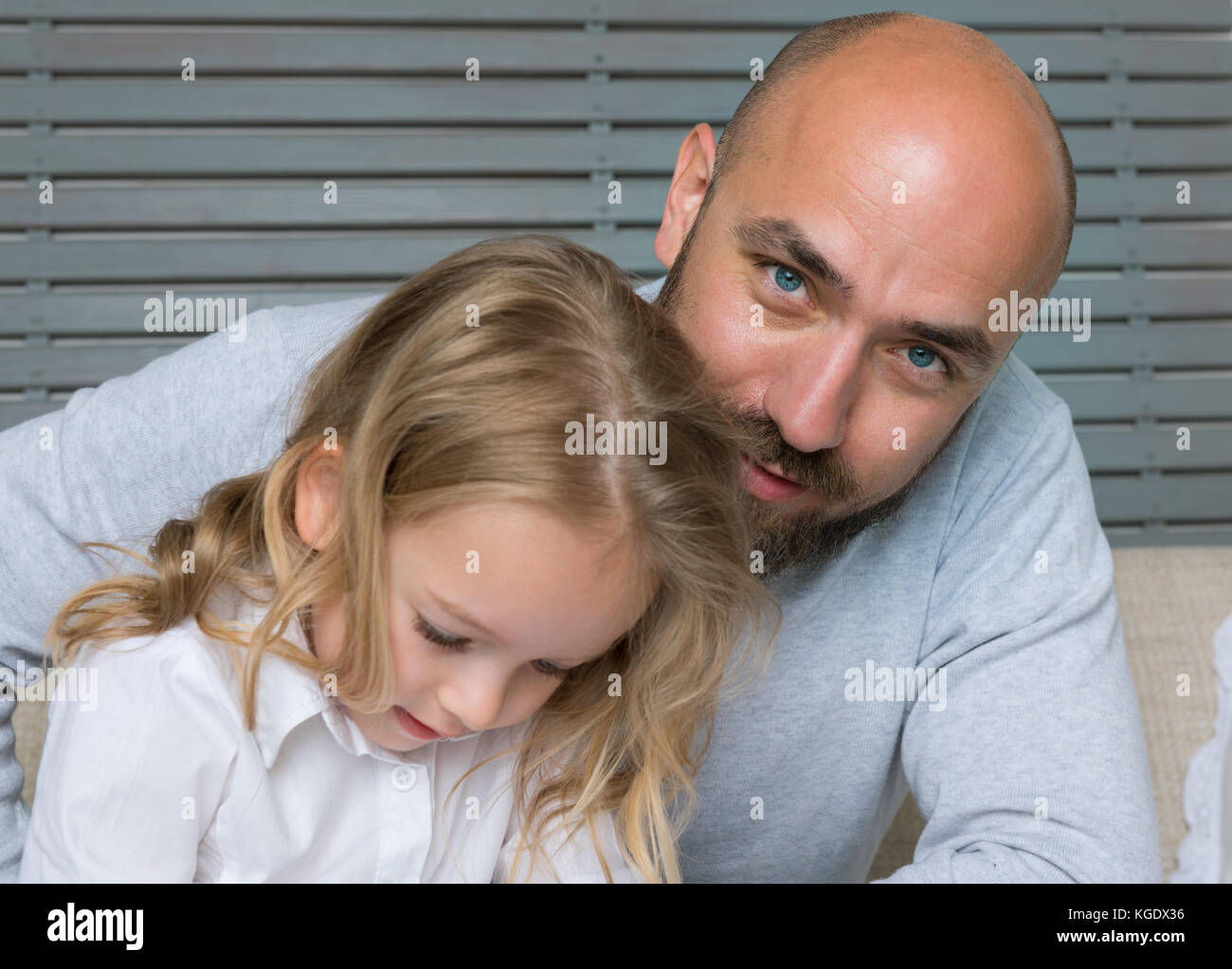 Vater und Tochter Portrait, Vatertag Konzept, Familie. Stockfoto