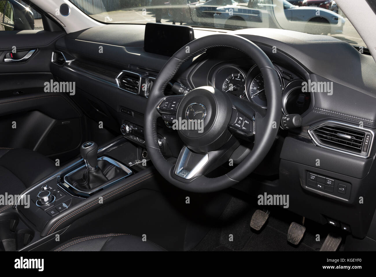 Mazda Cx 5 Interieur Stockfotos Mazda Cx 5 Interieur