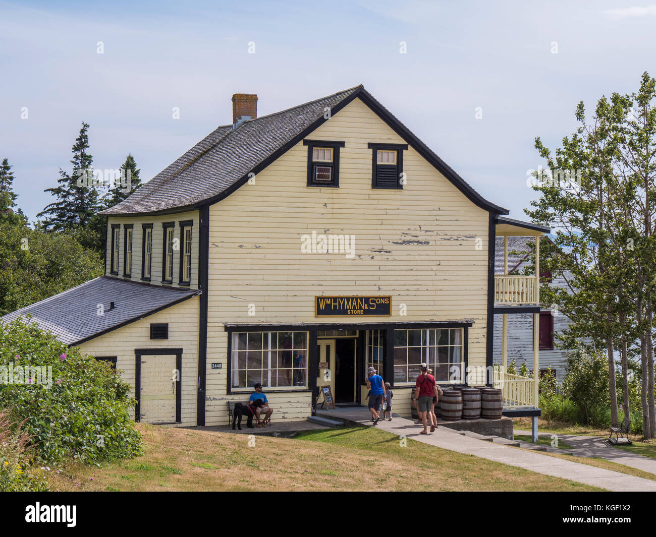Historische Hyman Store und Lager, Forillon National Park, Gaspe Halbinsel, Kanada. Stockfoto