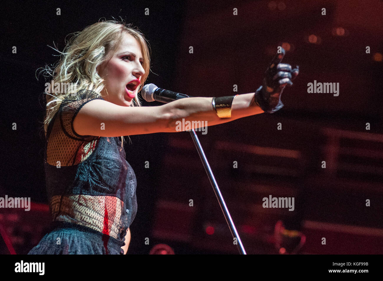 Birmingham, Großbritannien. 6. november 2017. Kid Creole & coconuts Support abc in der Birmingham Symphony Hall. Credit: Ken Harrison/alamy leben Nachrichten Stockfoto