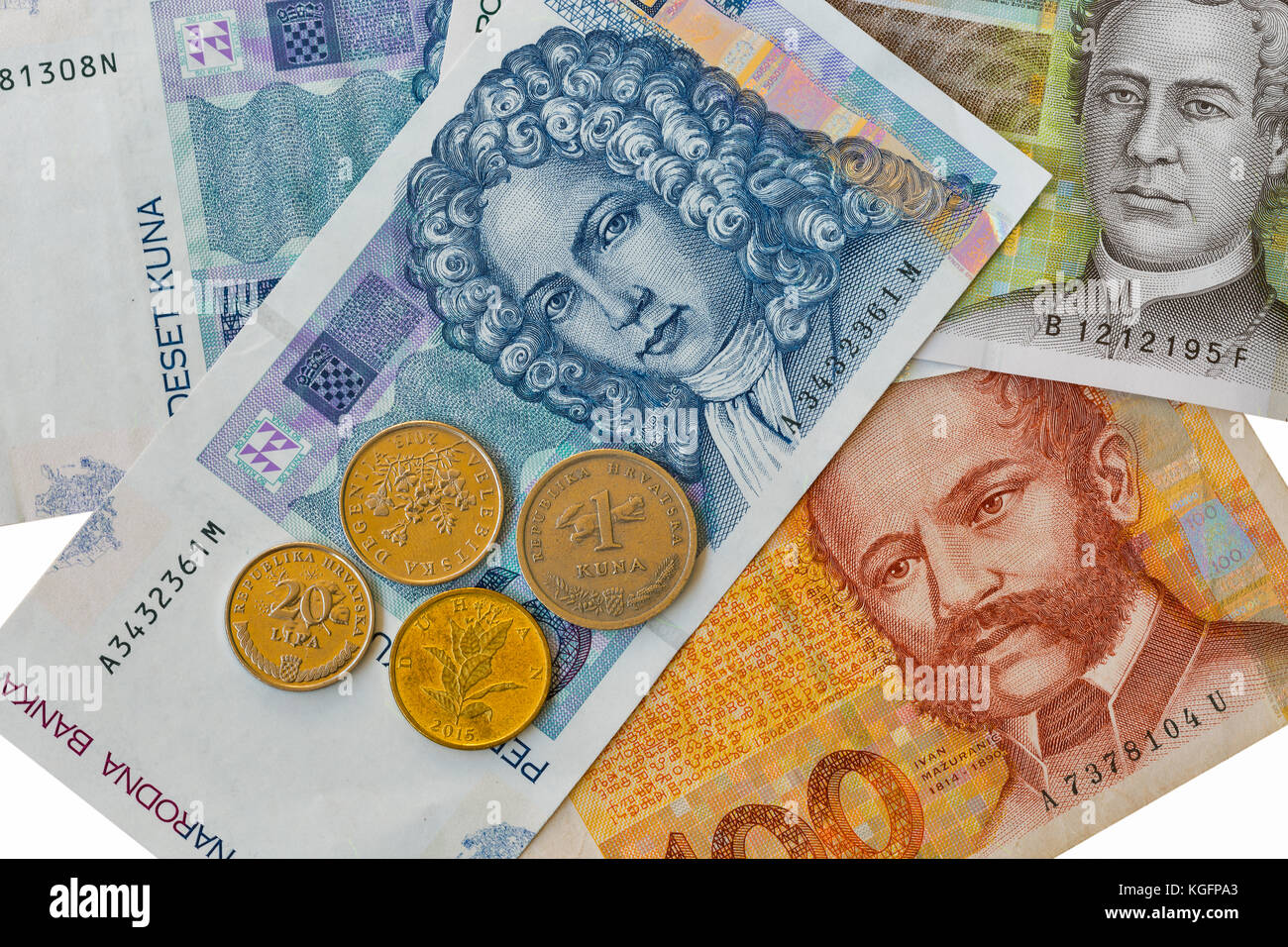 Einstellen der kroatischen Währung Banknoten und Münzen Makro. Hundert, fünfzig und zehn kuna Notizen. Stockfoto