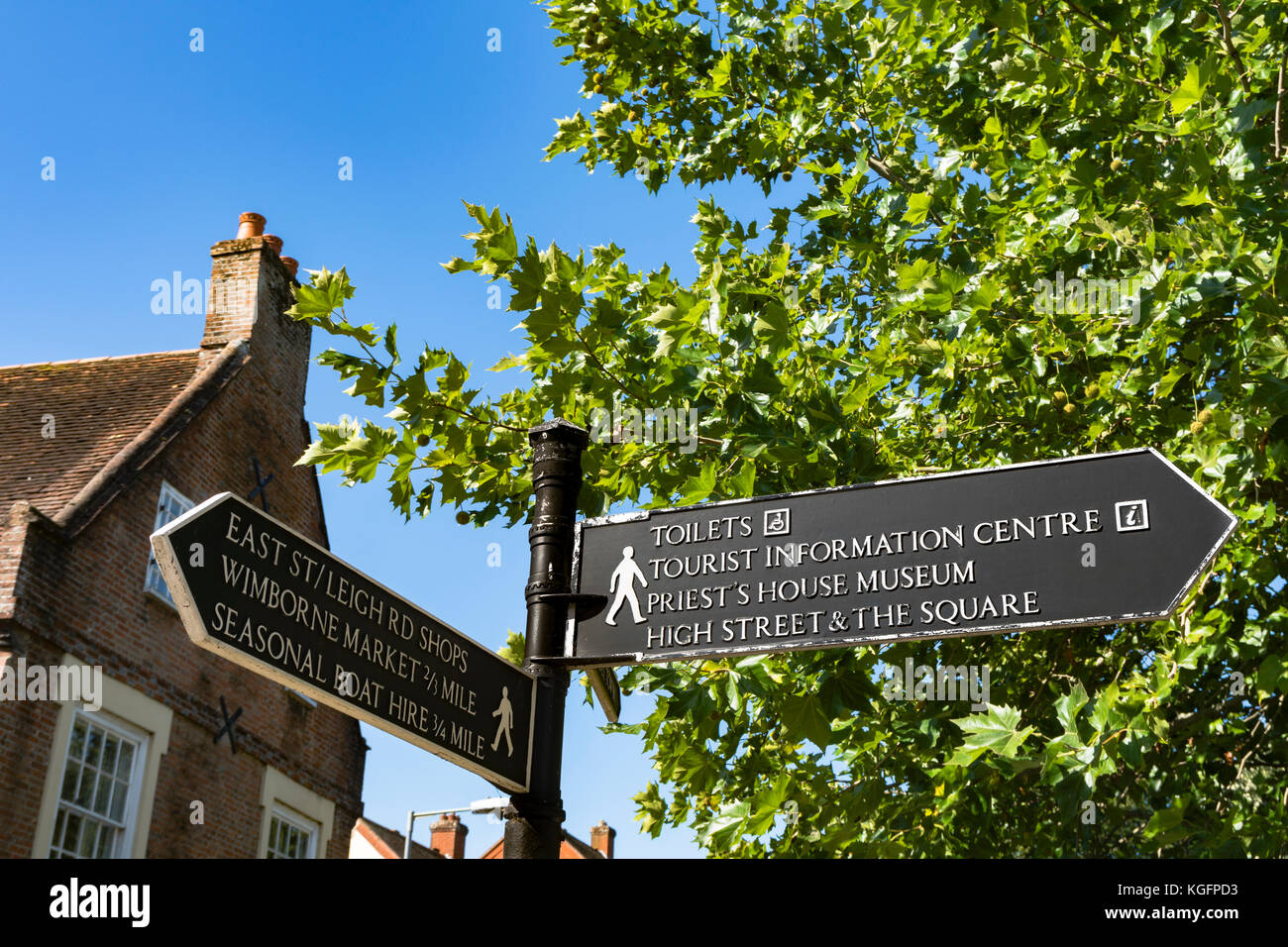 Touristische Informationen unterzeichnen, in Wimborne Minster, Großbritannien. Stockfoto