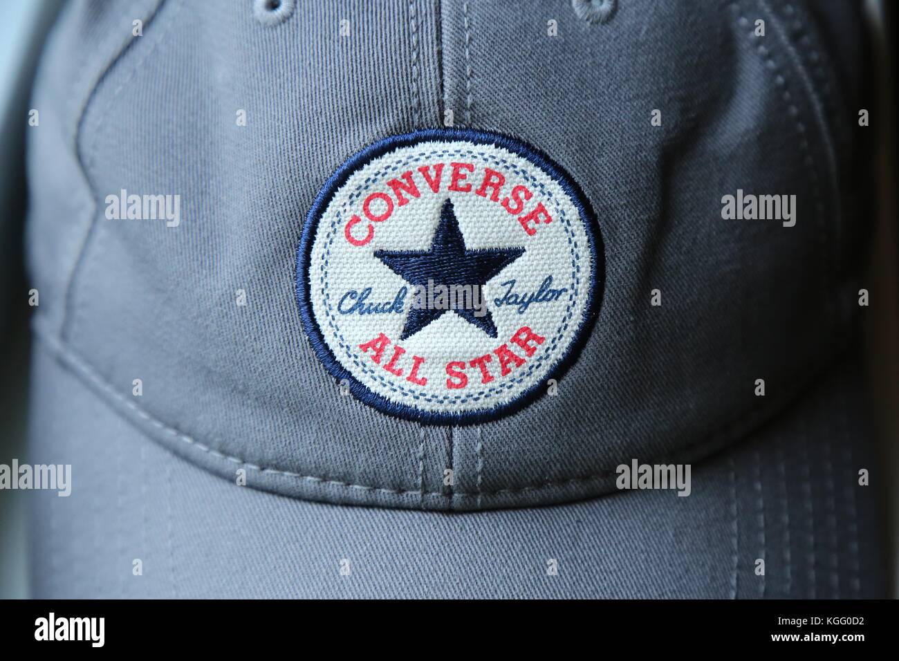 Converse All Star Chuck Taylor Baseball Cap gestickter Schriftzug auf eine Baseballmütze. Stockfoto