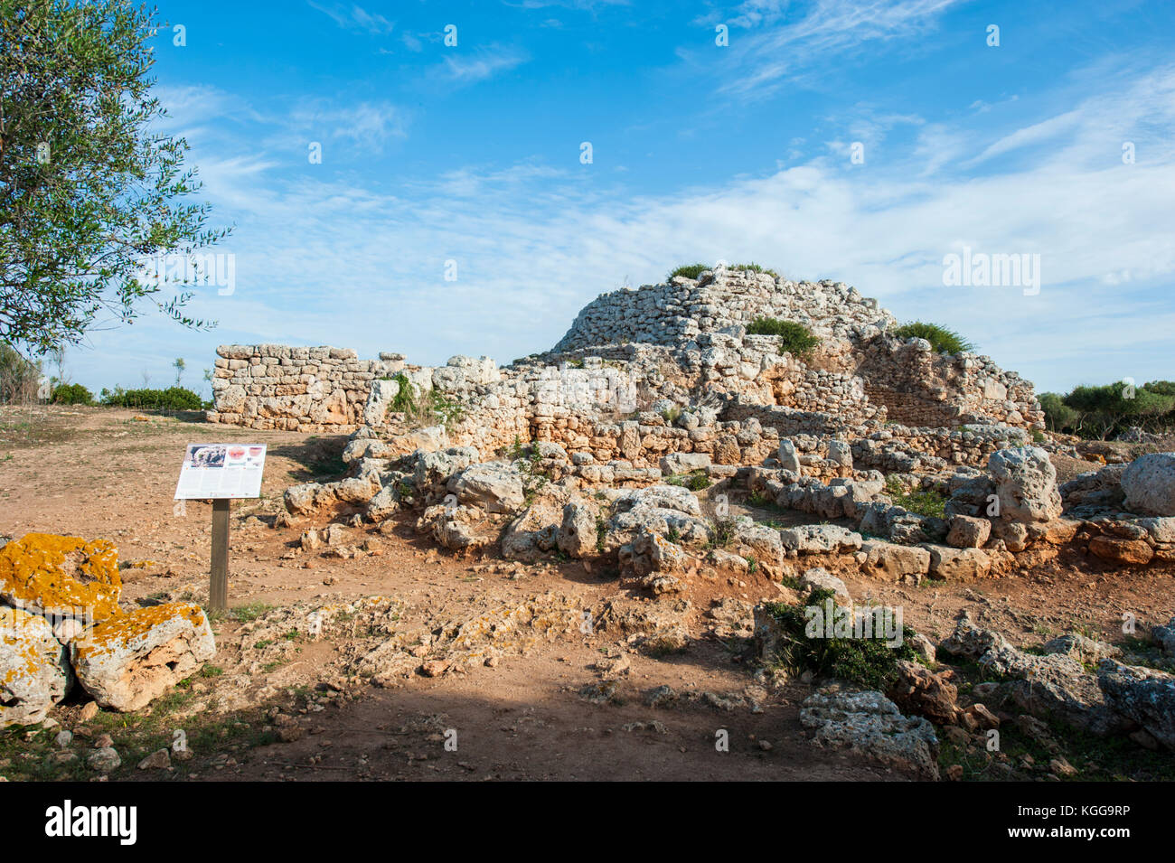 Talaiotic Heiligtum Komplex in So na Cacana, Menorca, Balearen, Spanien, Mittelmeer. Stockfoto
