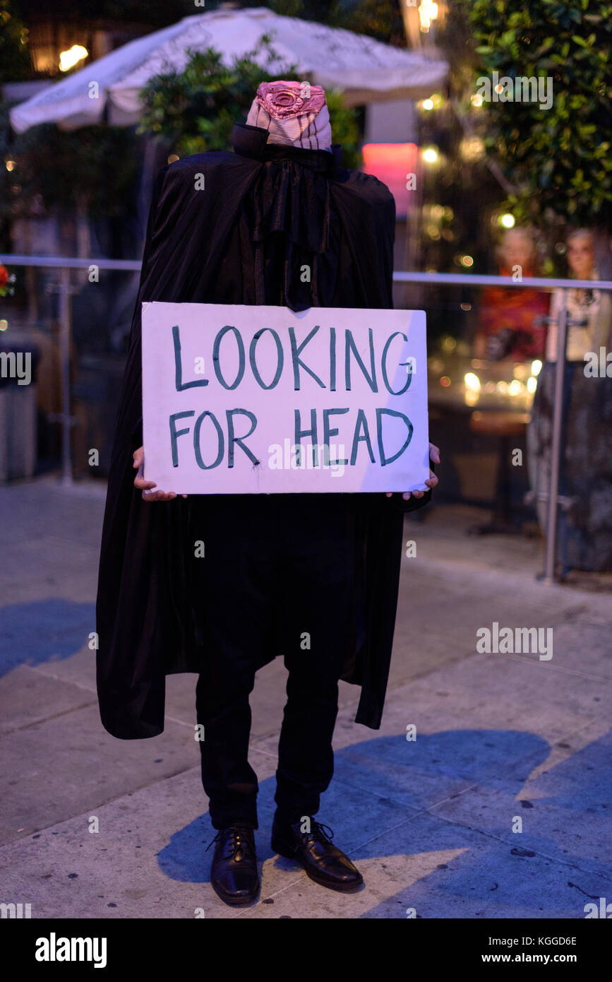 LOS ANGELES - 31. Oktober: Halloween Parade in West Hollywood. Oktober 31, 2017 in Los Angeles, CA Stockfoto