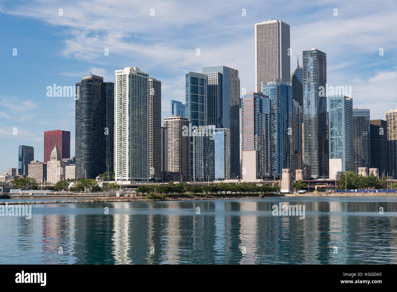 Chicago, Illinois Skyline entlang des Lake Michigan Stockfoto