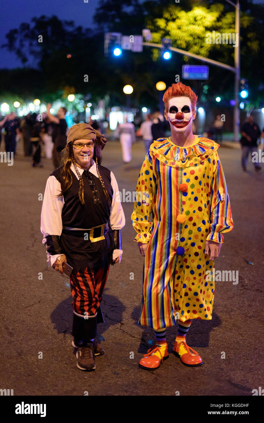 LOS ANGELES - 31. Oktober: Halloween Parade in West Hollywood. Oktober 31, 2017 in Los Angeles, CA Stockfoto