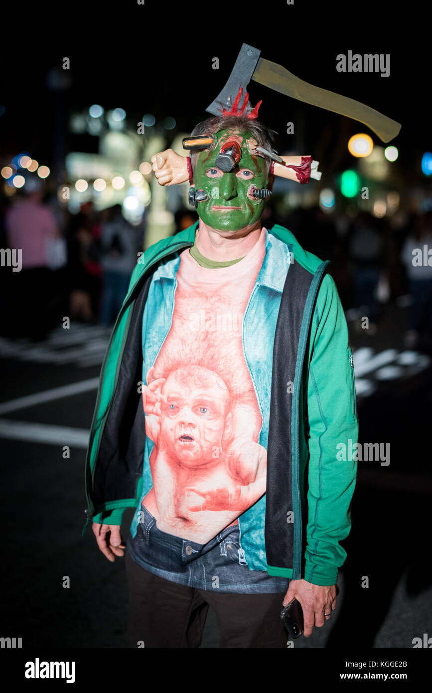 LOS ANGELES - 31. Oktober: Halloween Parade in West Hollywood. Oktober 31, 2017 in Los Angeles, CA Stockfoto
