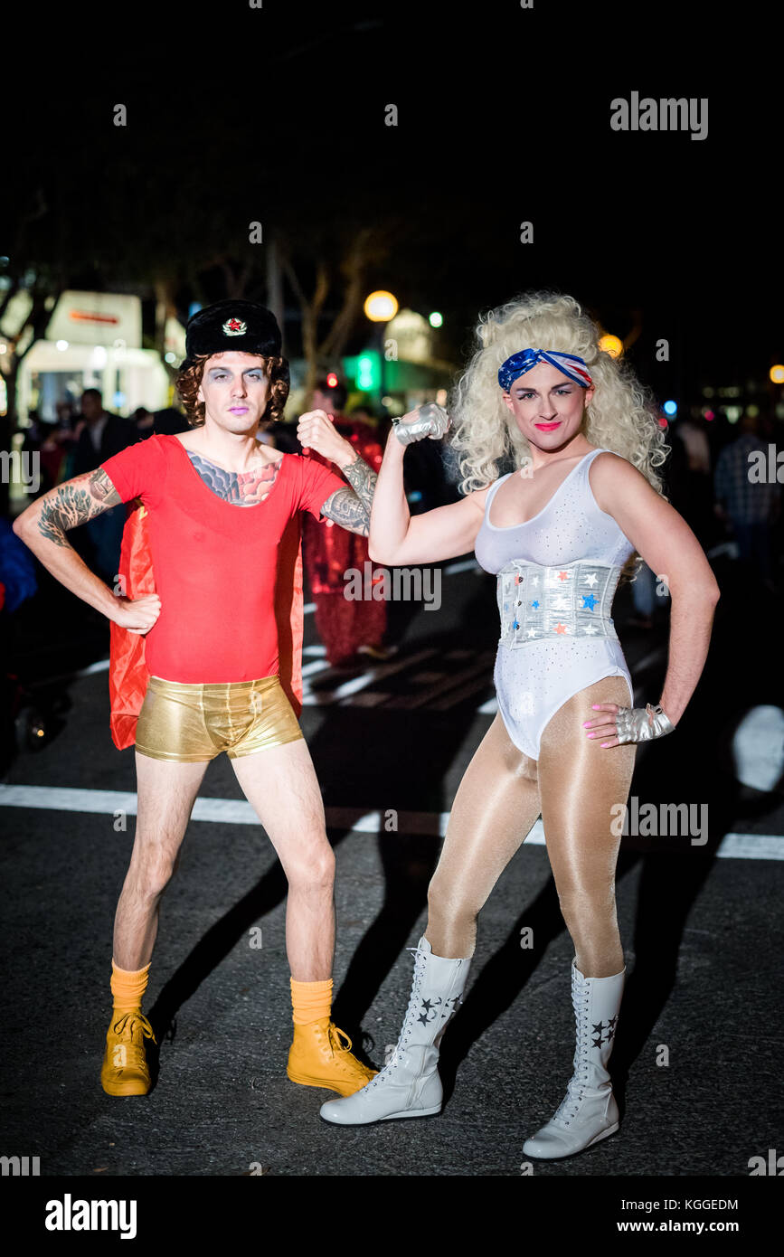 LOS ANGELES - 31. Oktober: Halloween Parade in West Hollywood. Oktober 31, 2017 in Los Angeles, CA Stockfoto