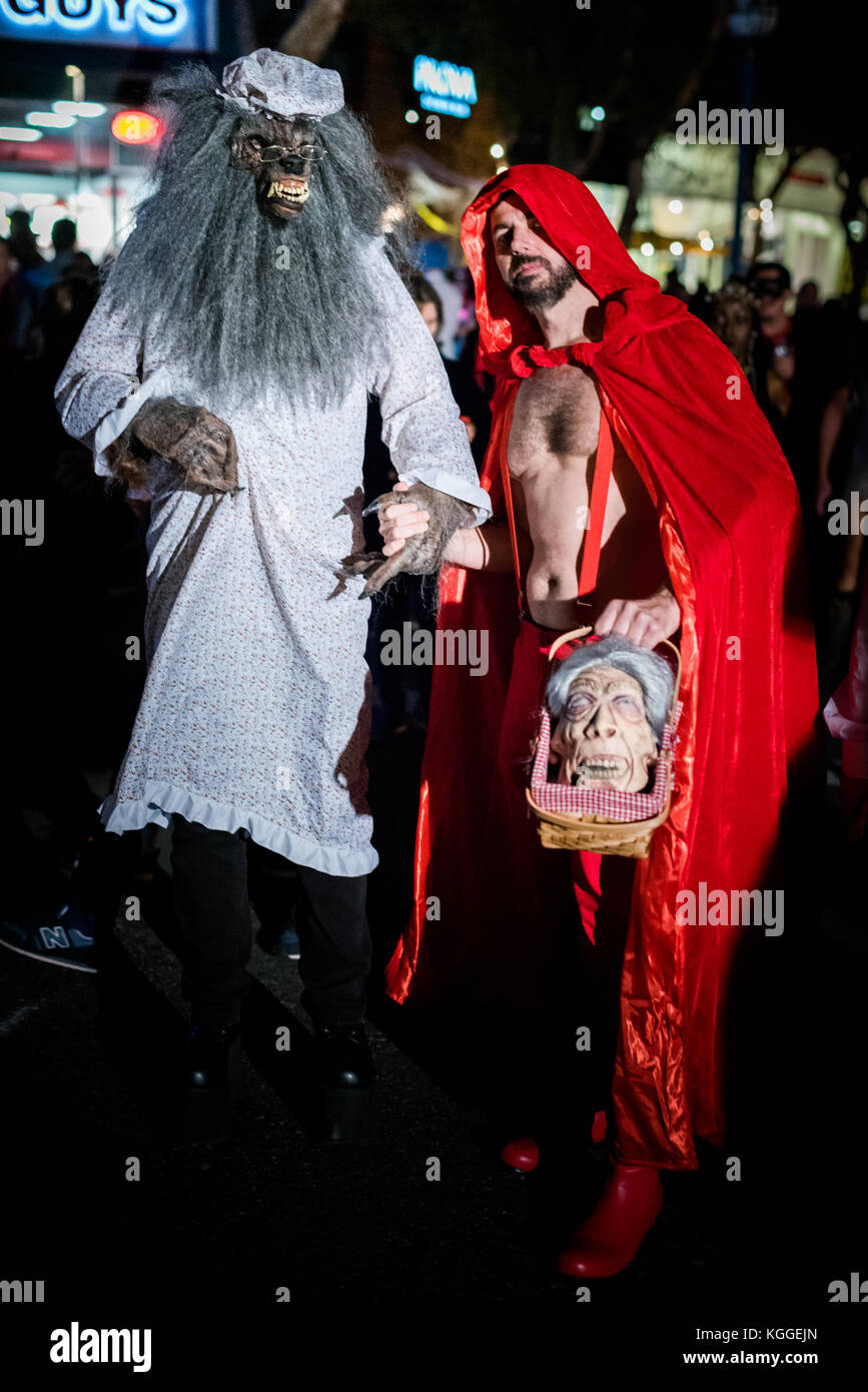 LOS ANGELES - 31. Oktober: Halloween Parade in West Hollywood. Oktober 31, 2017 in Los Angeles, CA Stockfoto