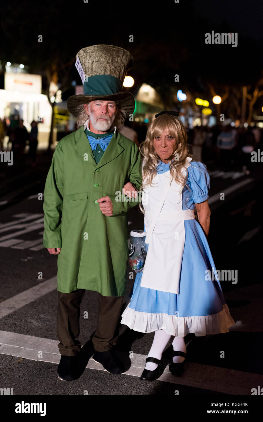 LOS ANGELES - 31. Oktober: Halloween Parade in West Hollywood. Oktober 31, 2017 in Los Angeles, CA Stockfoto