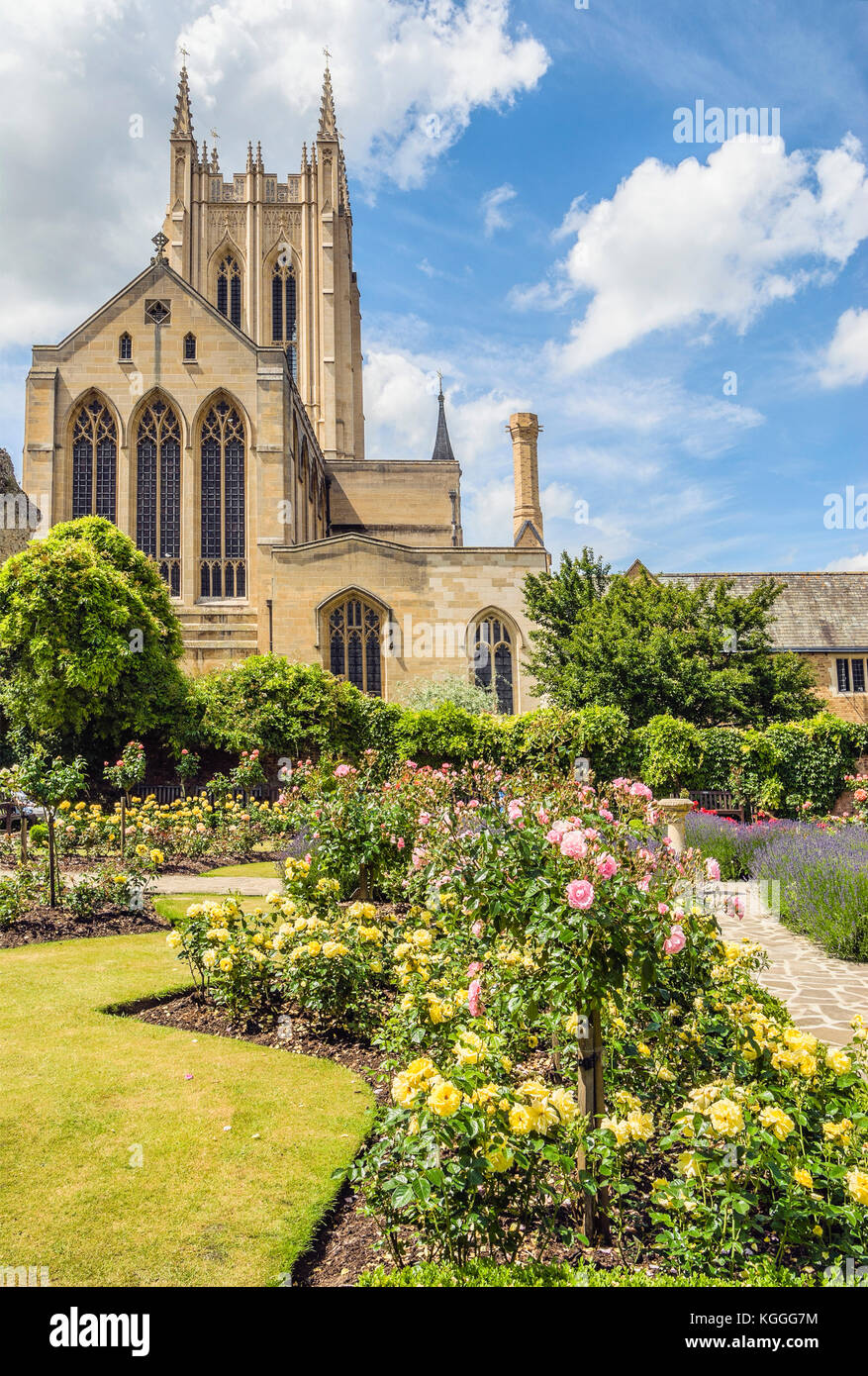 St. Edmundsbury Cathedral Churchyard, Suffolk, England Stockfoto
