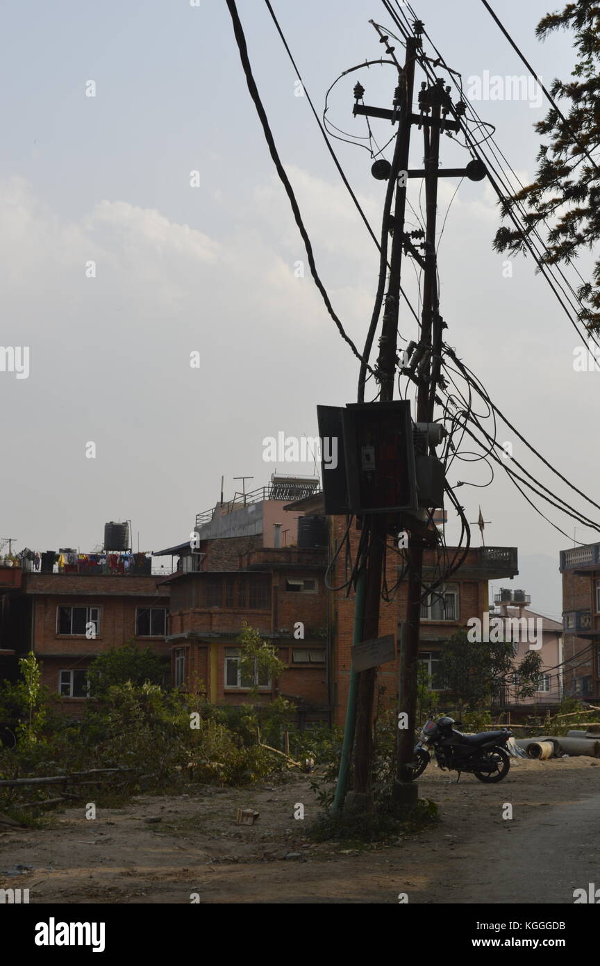Unordentliche Elektrokabel in kathmandu, Nepal Stockfoto