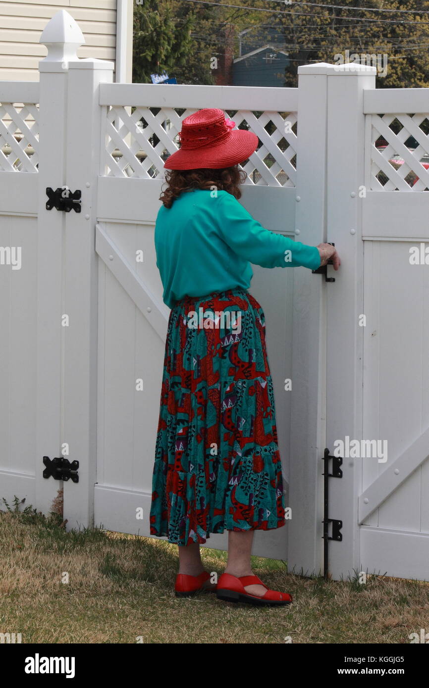 Frau im Garten Stockfoto