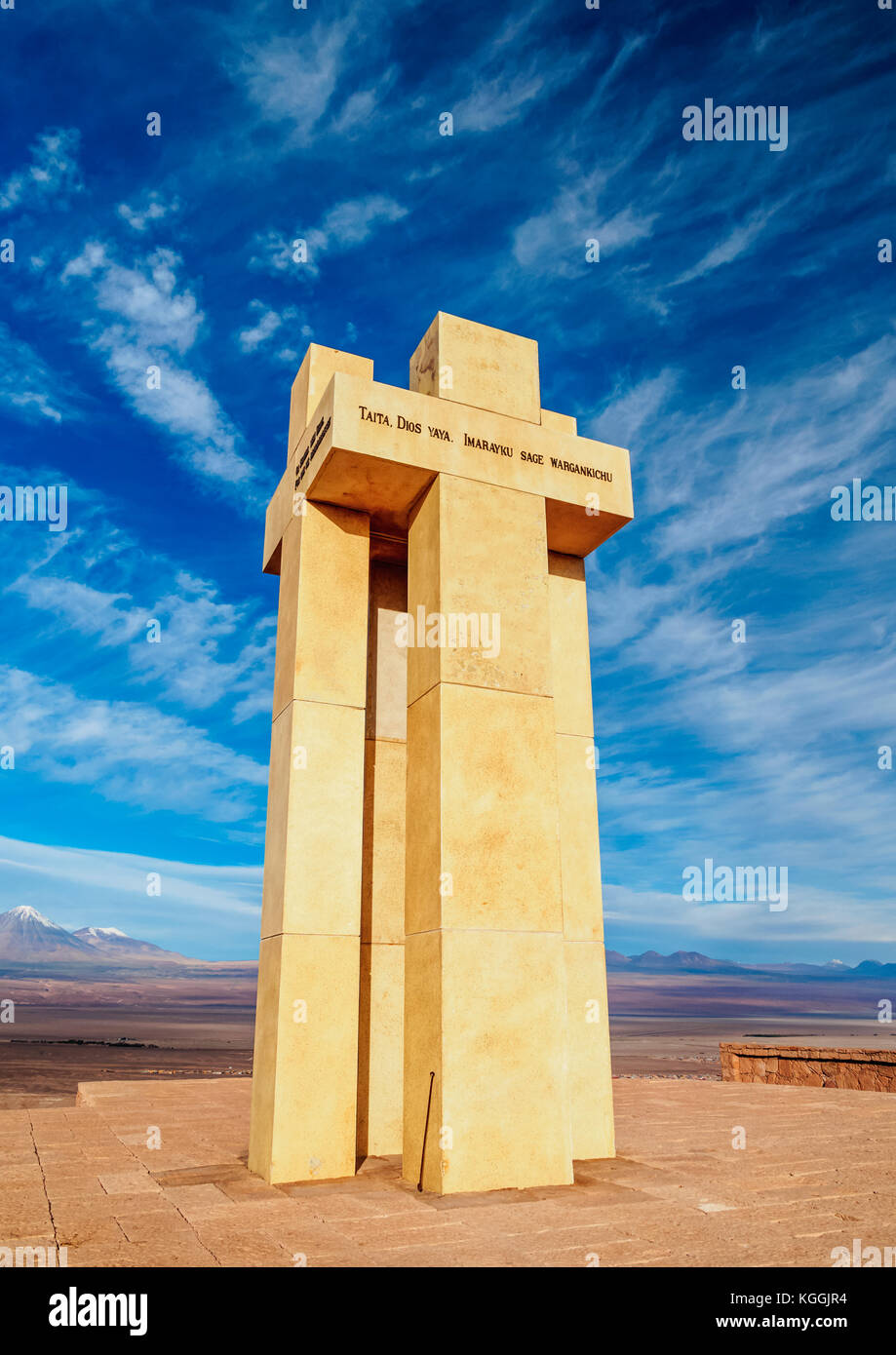 Denkmal auf dem Pukara de Quitor View Point, San Pedro de Atacama Antofagasta Region, Chile Stockfoto Denkmal auf dem Pukara de Quitor View Point, San Pedro de Atacama Antofagasta Region, Chile Stockfoto
