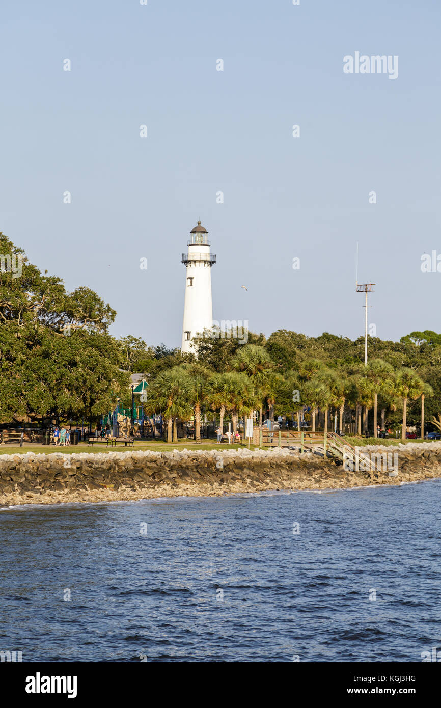 Leuchtturm und Familien im St. Simons Park Stockfoto