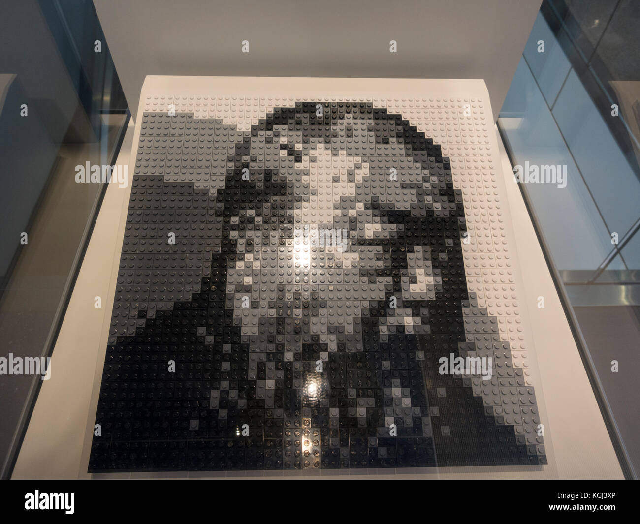 Self Portrait in Lego der Künstler Ai Weiwei in Newseum, ein interaktives Museum in Washington DC, USA. Stockfoto
