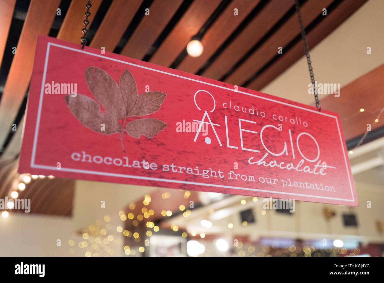 In der Nähe der Zeichen für Claudio Corallo algeio Schokolade, ein Handwerker Chocolate Company im Gourmet Ghetto (Norden shattuck) Nachbarschaft von Berkeley, Kalifornien, 6. Oktober 2017. () Stockfoto