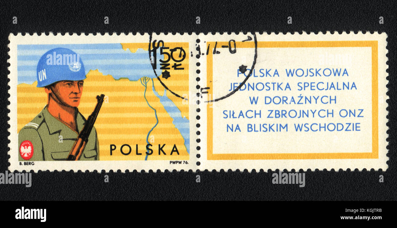 Eine Briefmarke in Polen zeigt Polnische militärische Spezialeinheit im Ad-hoc-un-Streitkräfte im Nahen Osten gedruckt, ca. 1977 Stockfoto