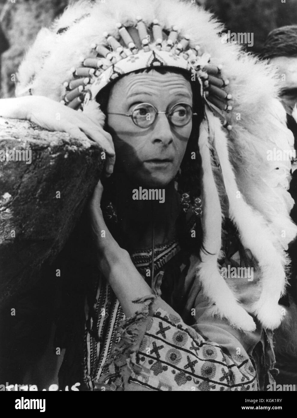 Weiter auf der Cowboy (1966), Charles Hawtrey Stockfoto