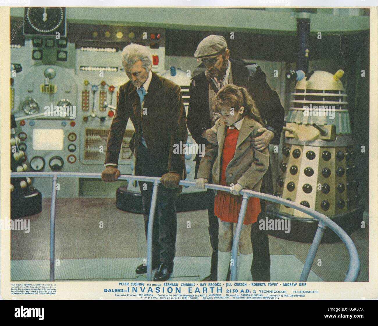 Daleks Invasion der Erde 2150 AD (1966), Peter Cushing, Roberta Tovey, Andrew Keir Datum: 1966 Stockfoto