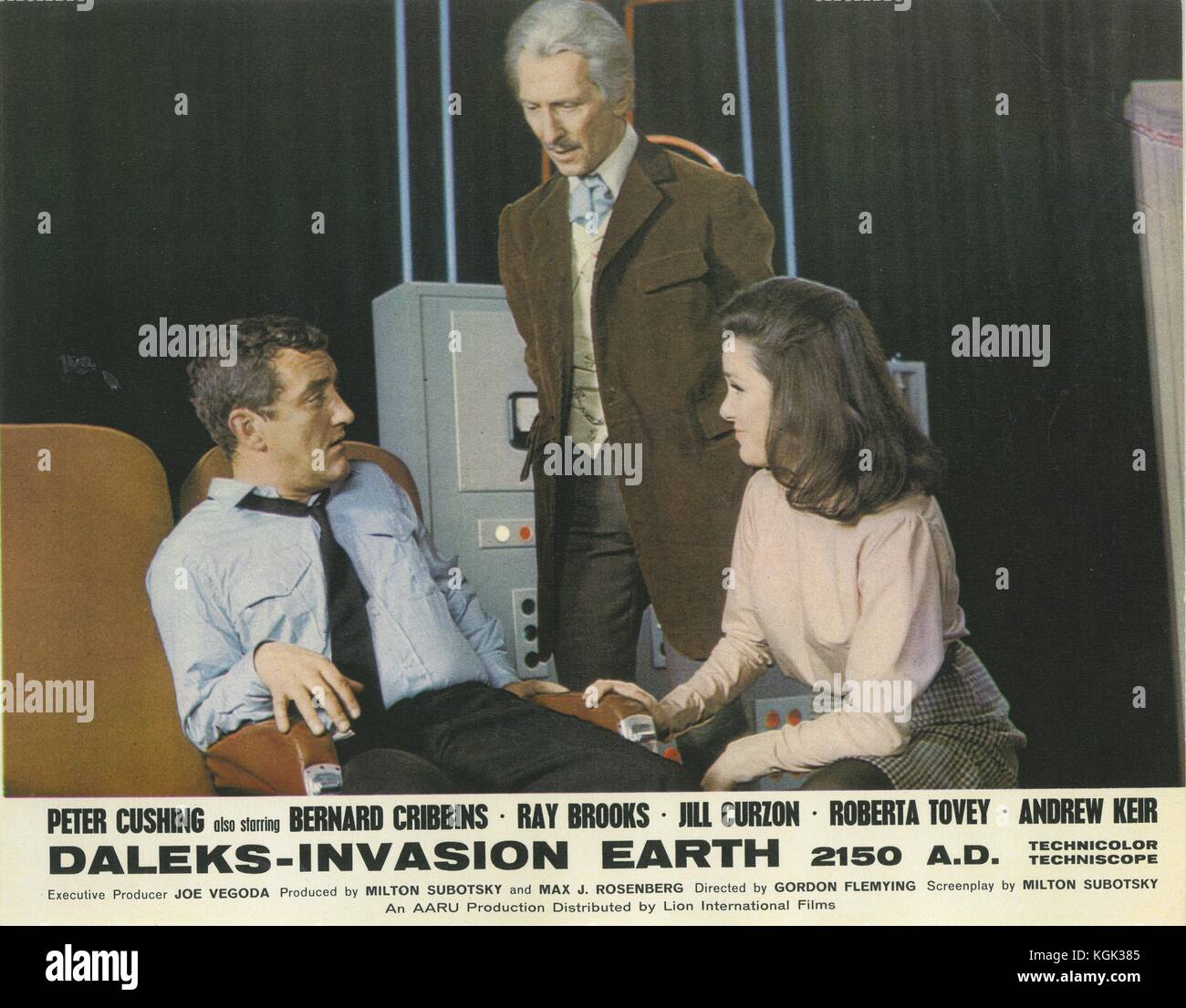 Daleks Invasion der Erde 2150 AD (1966), Peter Cushing, Jill Curzon, Bernard Cribbins Datum: 1966 Stockfoto