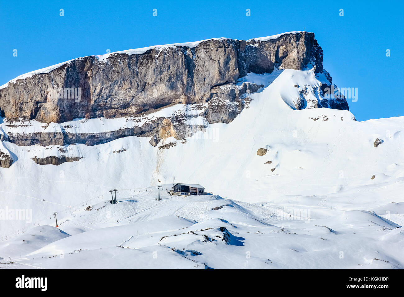 Schnee Berge Winterlandschaft an ifen Ski Resort. Bayern, Deutschland. Stockfoto