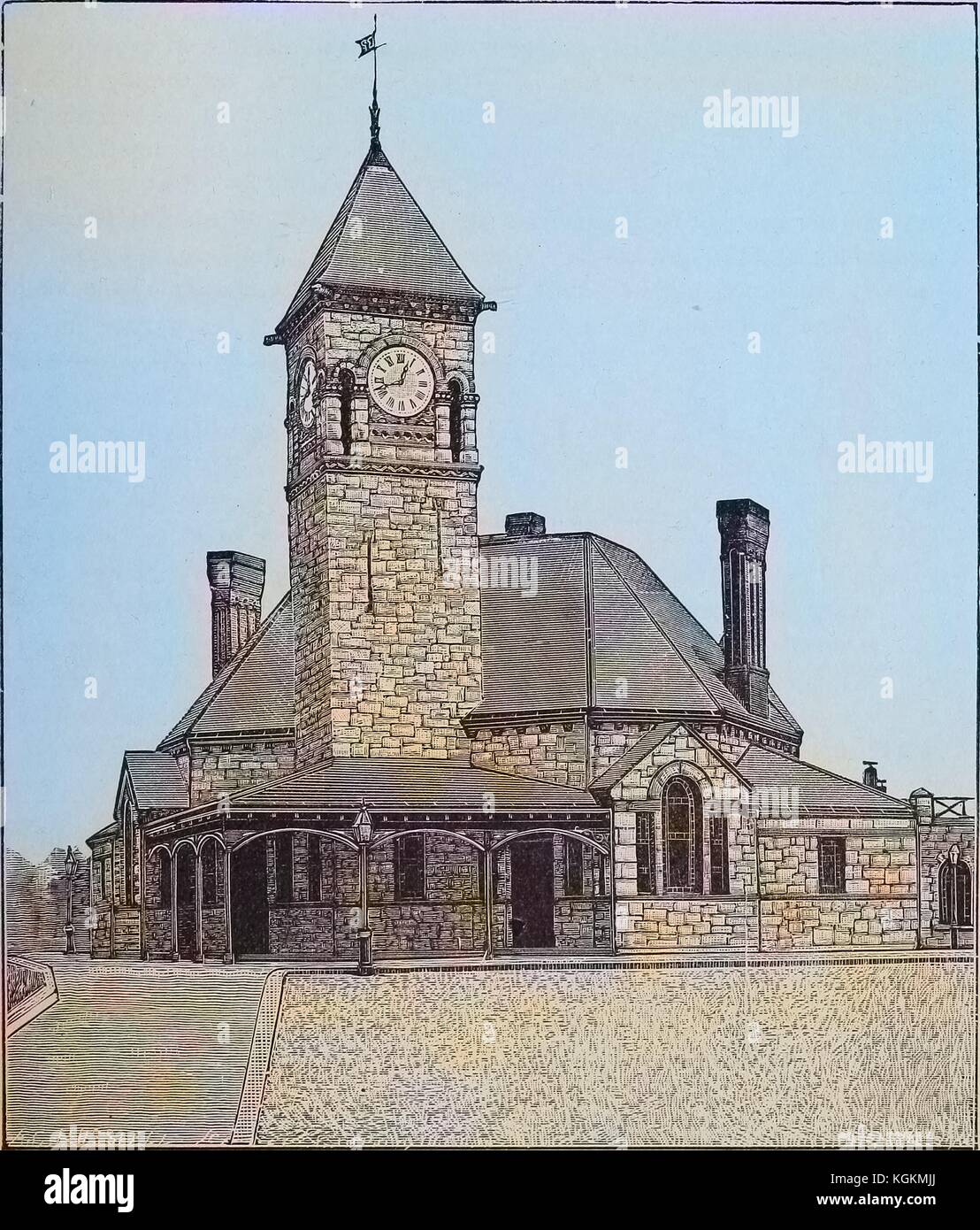 Gravierte Abbildung der Dedham Station, einem Bahnhof mit einem Uhrturm in Dedham, Massachusetts, 1893. Kostenloses Internet-Archiv. Hinweis: Das Bild wurde mit einem modernen Verfahren digital coloriert. Farben sind möglicherweise nicht periodengenau. Stockfoto