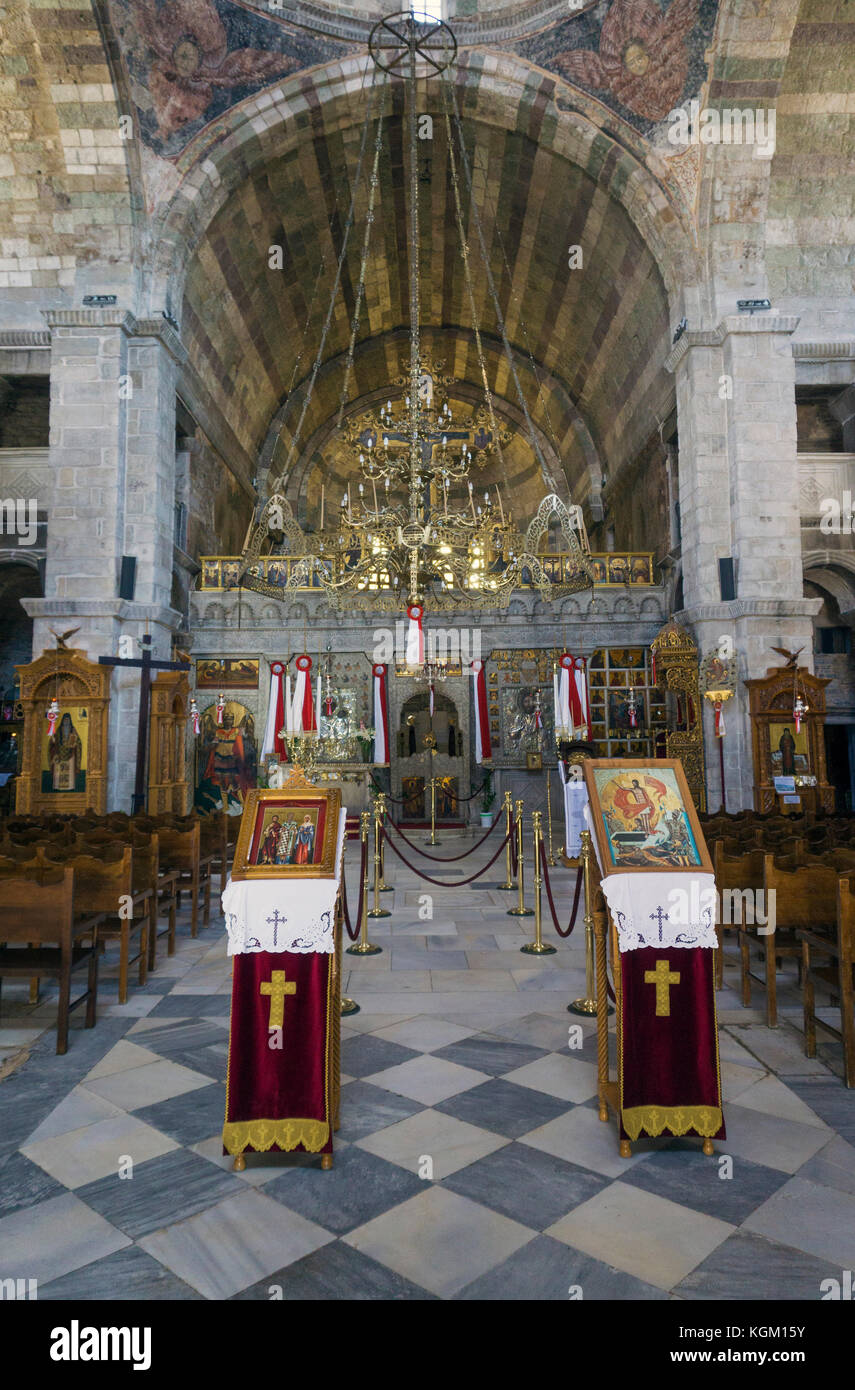Icones im Inneren der Kirche Panagia Ekatontapyliani, Parikia, Paros, Kykladen, Ägäis, Griechenland Stockfoto
