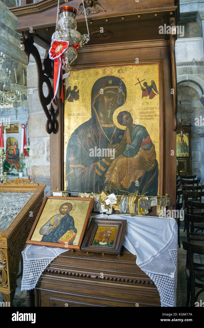 Icones im Inneren der Kirche Panagia Ekatontapyliani, Parikia, Paros, Kykladen, Ägäis, Griechenland Stockfoto