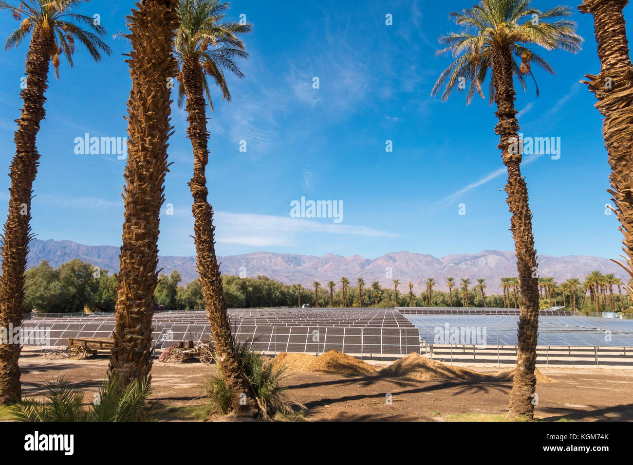 Solar Panels Furnace Creek Ranch in Death Valley National Park. 1 Megawatt 5 5740 Platten