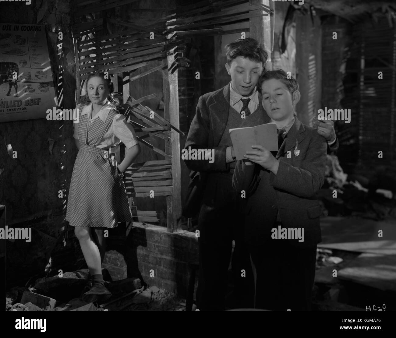 Farbton und Weinen (1947), Harry Fowler, Joan Dowling Stockfoto