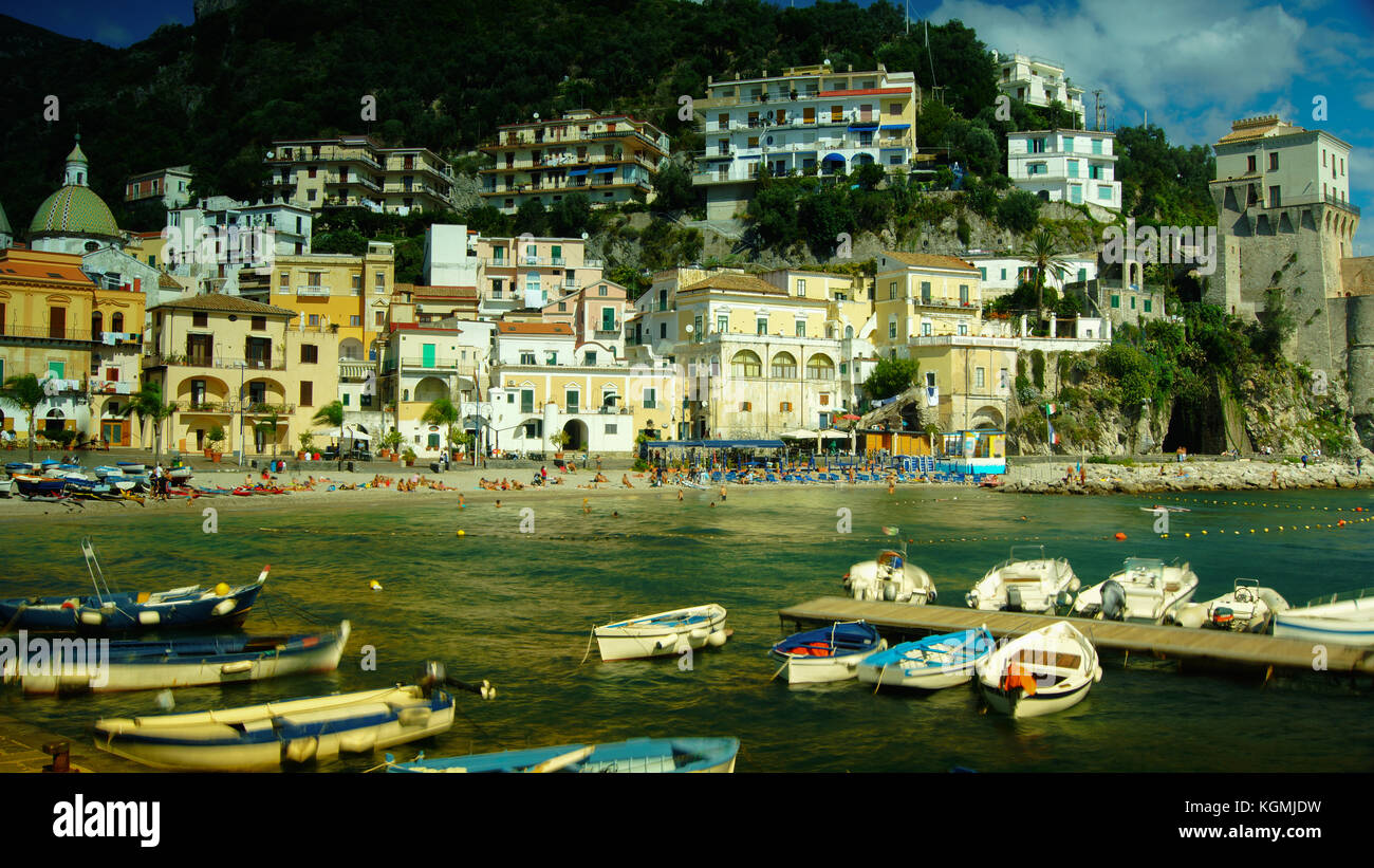Schöne Aussicht auf Cetara, Amalfiküste, Italien Stockfoto