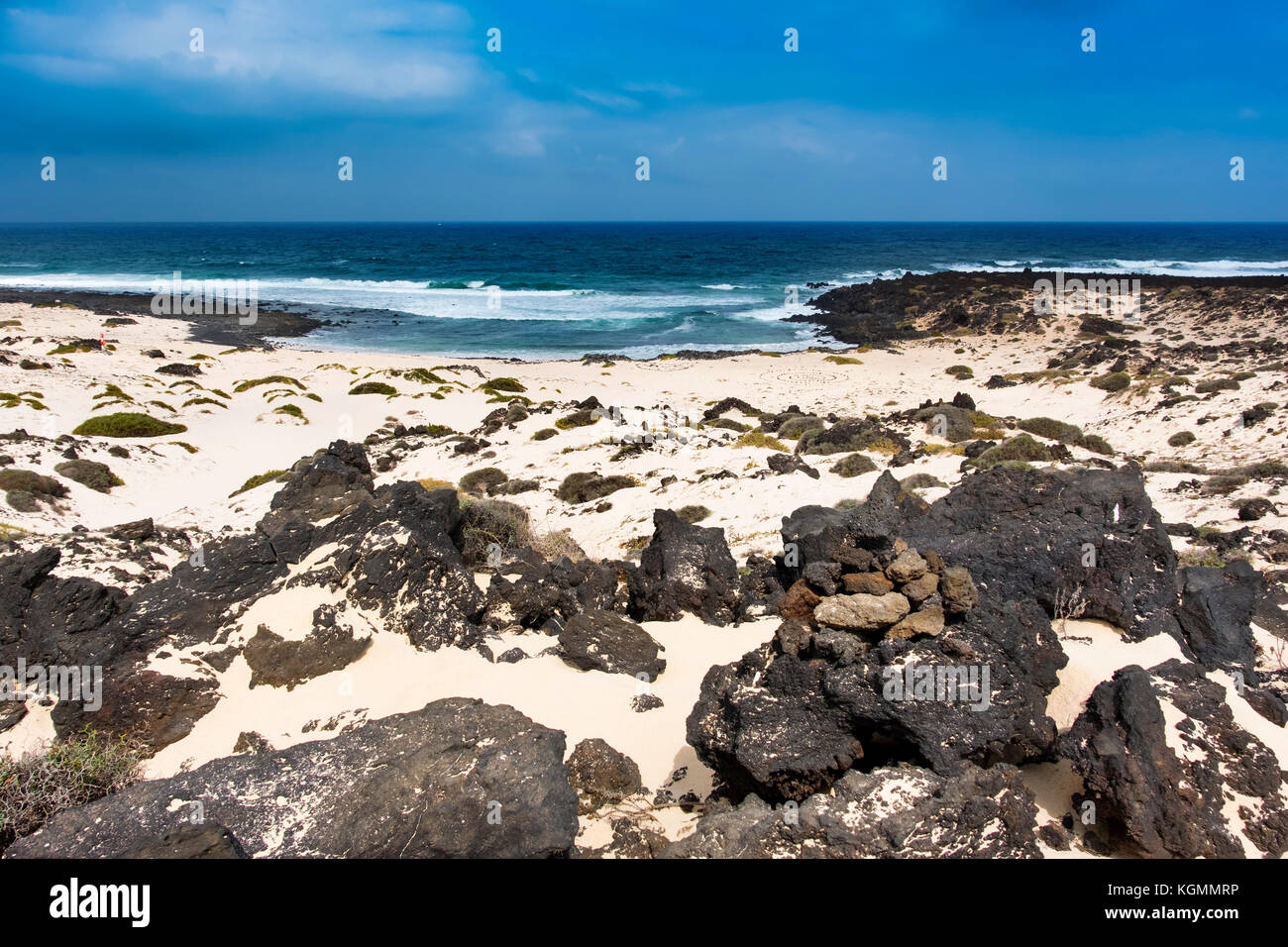 Strand Malpais de la Corona. Caleta del Mojón Blanco. Dünen, weißer Sandstrand, Orzola. Lanzarote Island. Kanarische Inseln Spanien. Europa Stockfoto