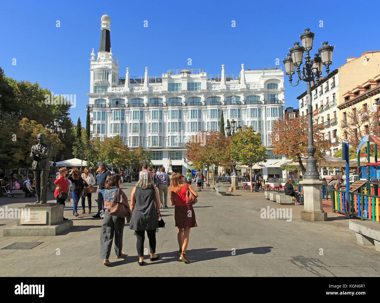 Plaza de santa anna Fotos und Bildmaterial in hoher Auflösung Alamy