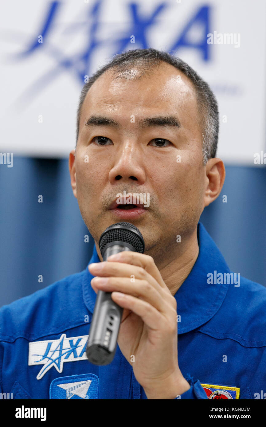 Der japanische Astronaut Soichi Noguchi spricht während einer Pressekonferenz im Büro der Japan Aerospace Exploration Agency (JAXA) in Tokio am 9. November 2017 in Japan. JAXA gab bekannt, dass er ab Ende 2019 an einer sechsmonatigen Mission an Bord der Internationalen Raumstation (ISS) teilnehmen wird, deren Training am 20. November beginnt. Quelle: Rodrigo Reyes Marin/AFLO/Alamy Live News Stockfoto