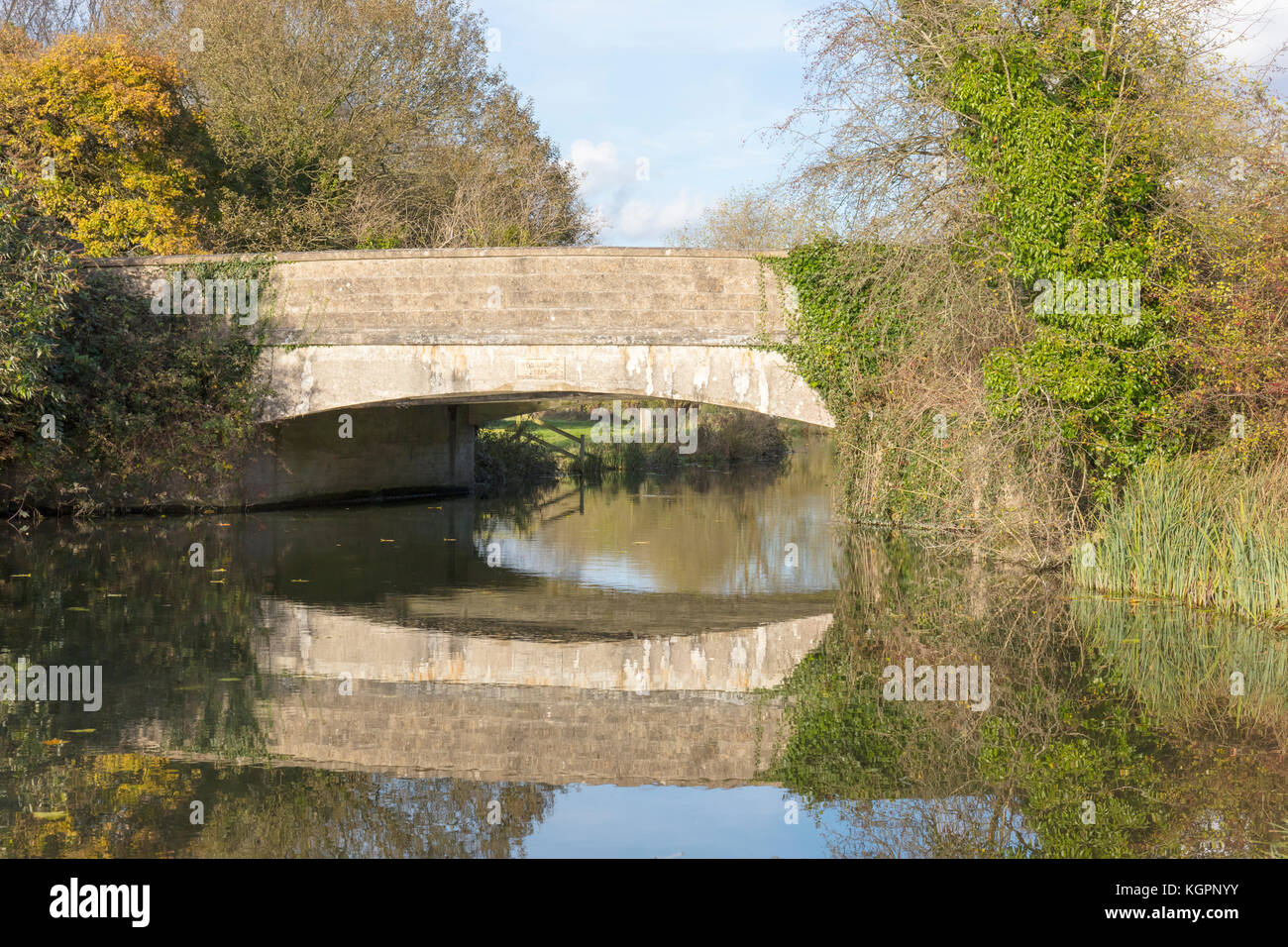 Tun Brücke 1923, Fluss itchen, Winchester, Hampshire College Stockfoto